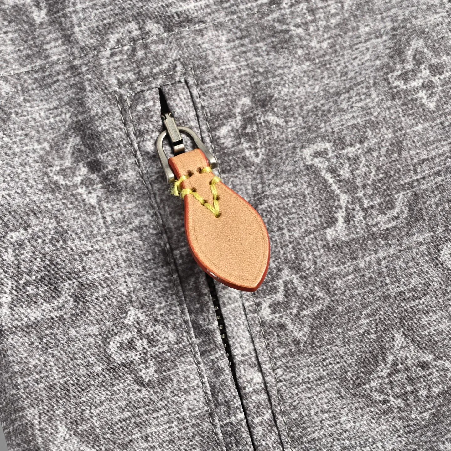 Louis Vuitton/Louis Vuitton all-over presbyopia digital print leather lapel jacket